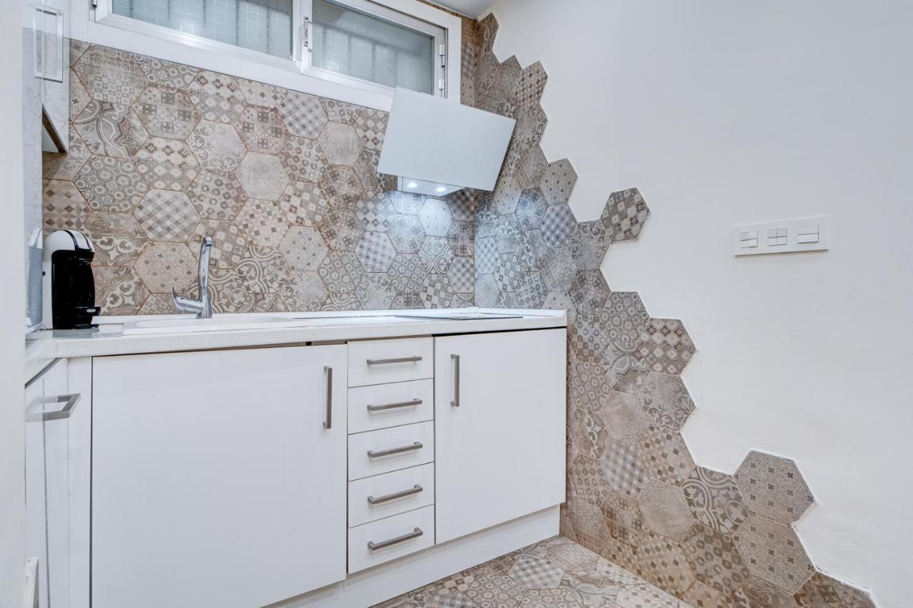 Precioso Apartamento Cercano Al Mar, Parking, 4 Pax Hondarribia Eksteriør billede